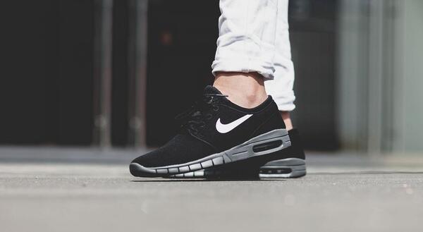 Janoski max on feet best sale